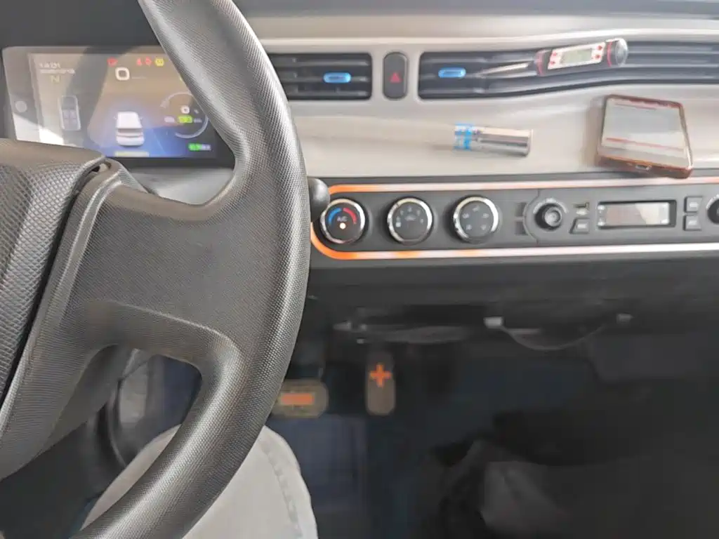 Wuling MINIEV — миниатюра 13