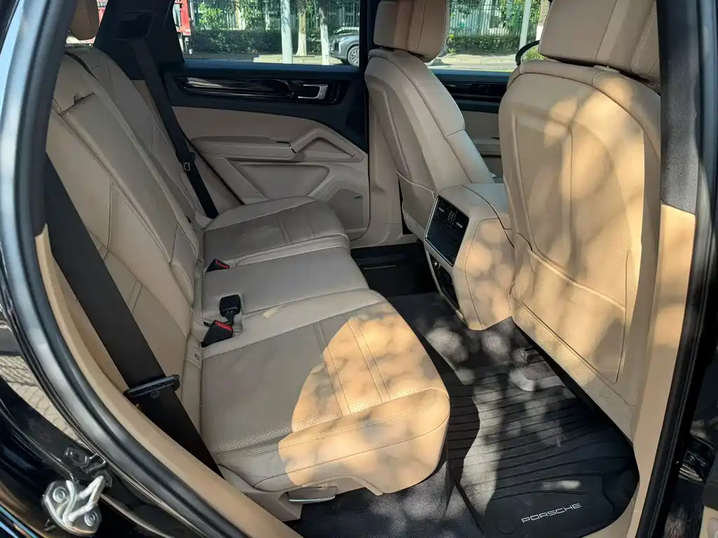 Porsche Cayenne 2019 E-Hybrid 3.0T