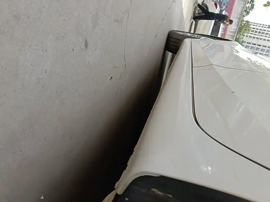 Roewe i6 Classic — миниатюра 22