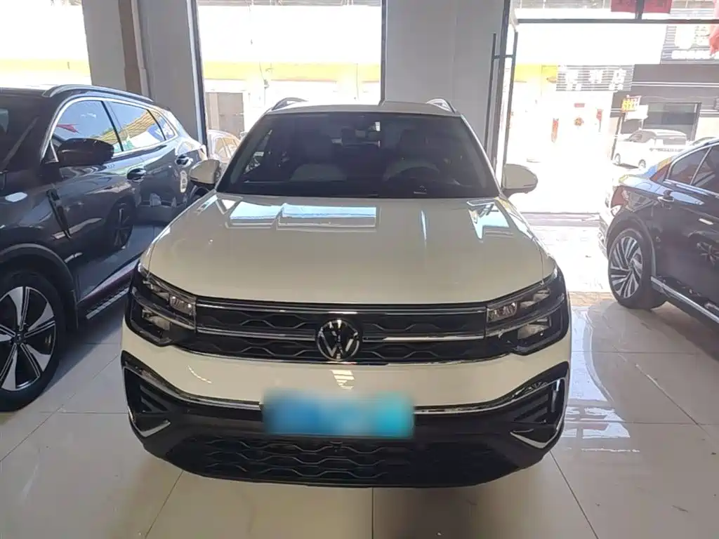 Volkswagen Tharu 2023 300TSI