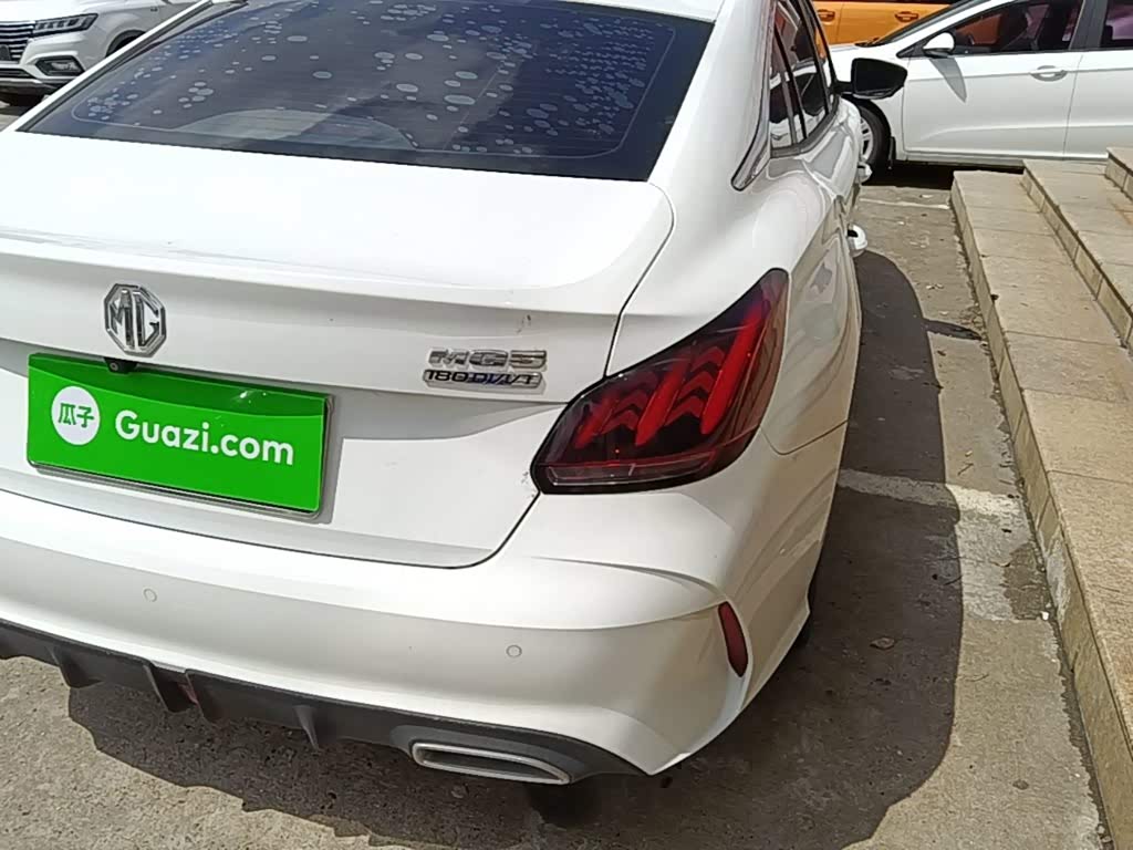 MG MG5 1.5 л 2022 г. Белый, пробег 28600 км