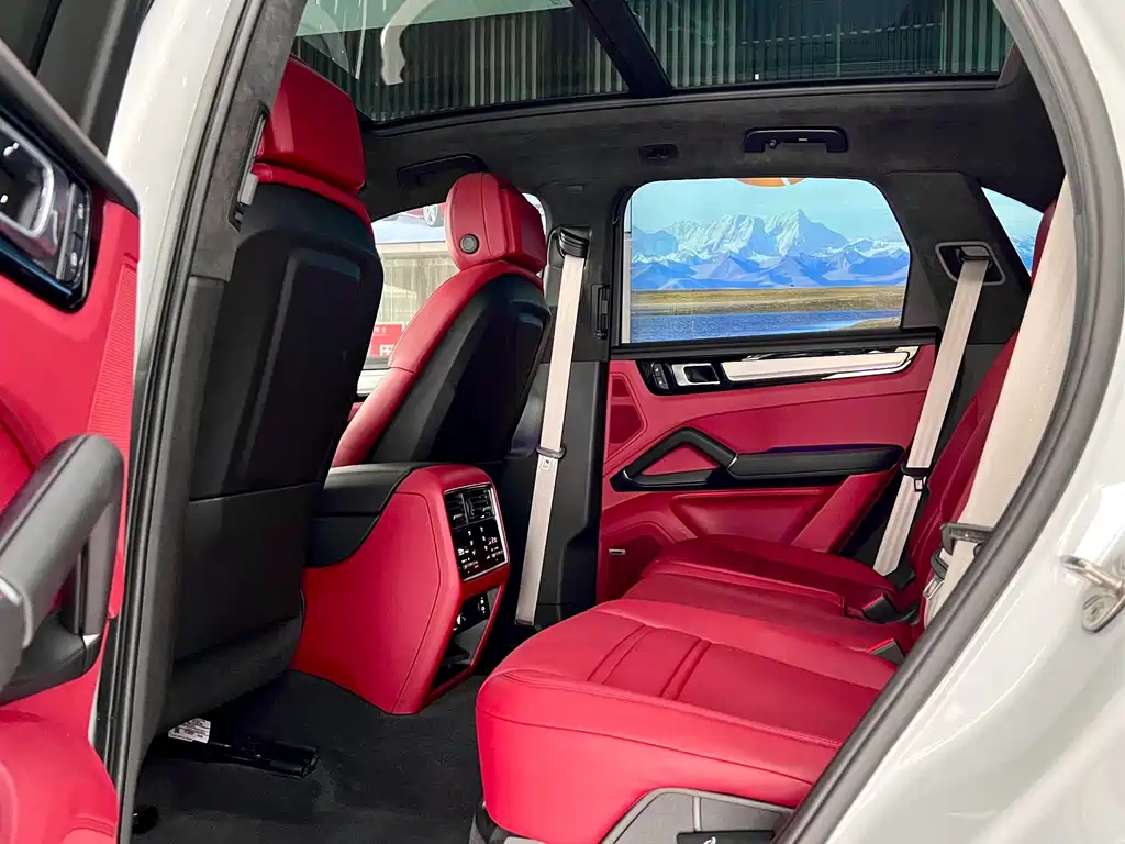 Porsche Cayenne Hybrid — миниатюра 11