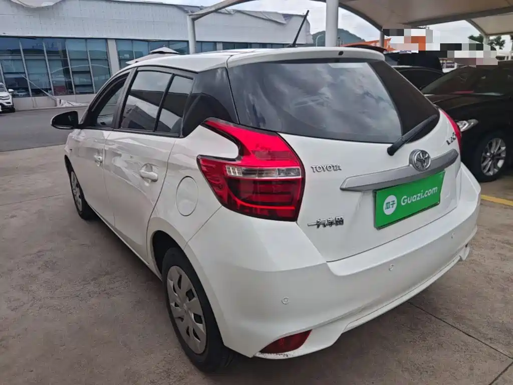 Toyota Vios FS — миниатюра 5
