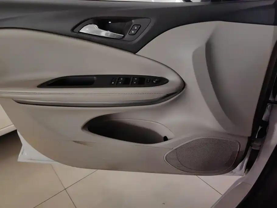 Buick Verano — миниатюра 7