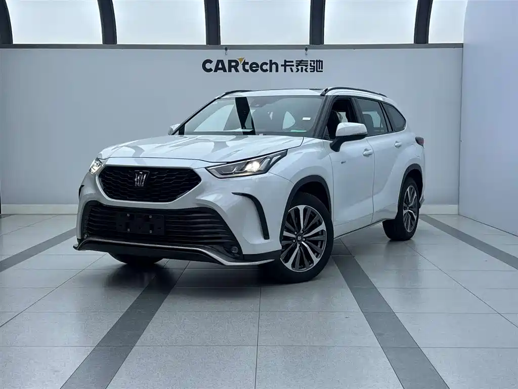 Toyota Crown Kluger 0
