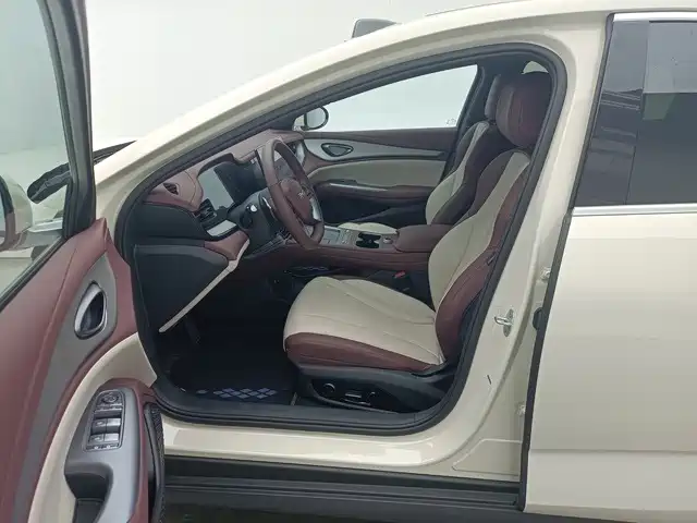 BYD Seal 07 DM-i — миниатюра 9