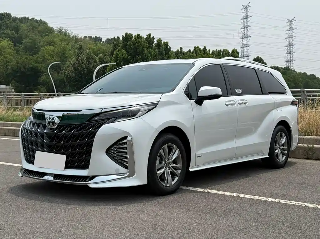Toyota Sienna 2024