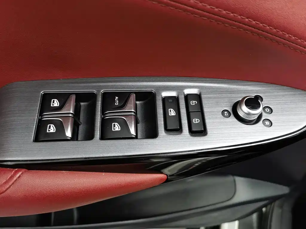 Changan Changan CS75PLUS — миниатюра 9