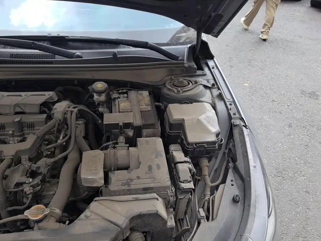 Hyundai Elantra — миниатюра 21