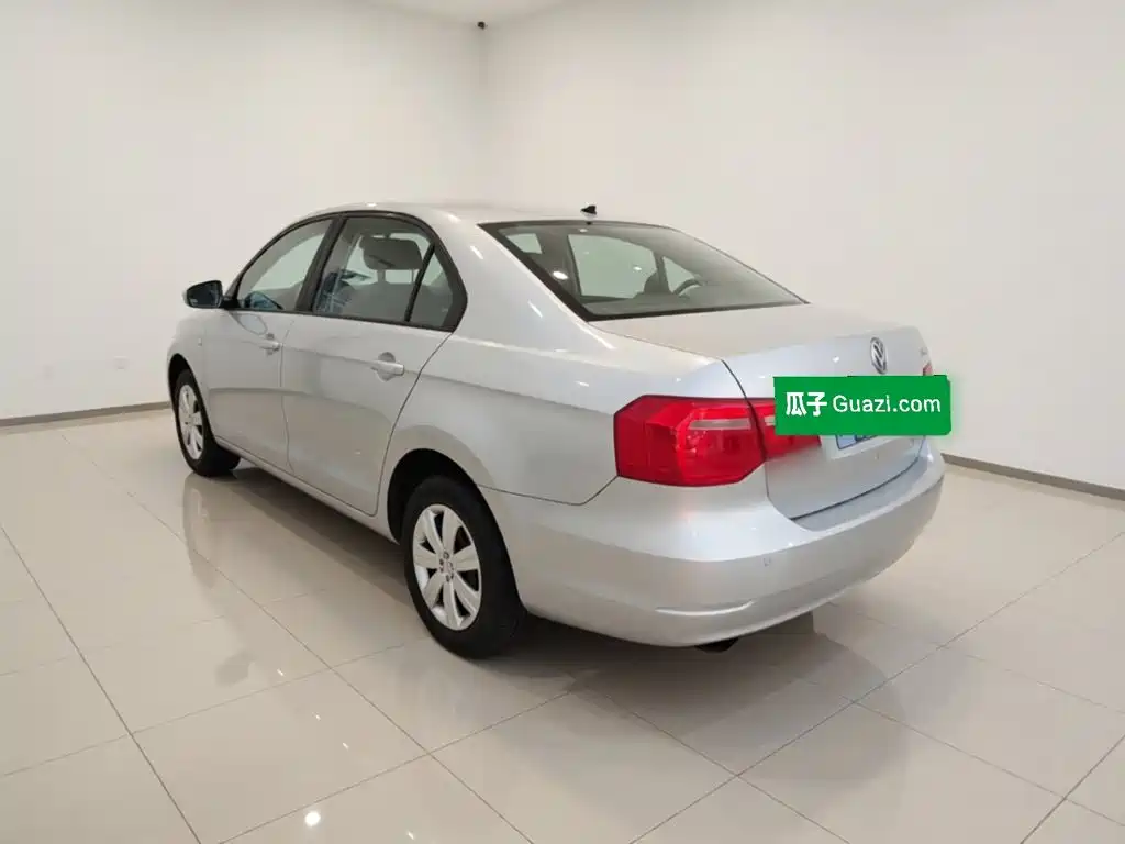 Volkswagen Jetta — миниатюра 25