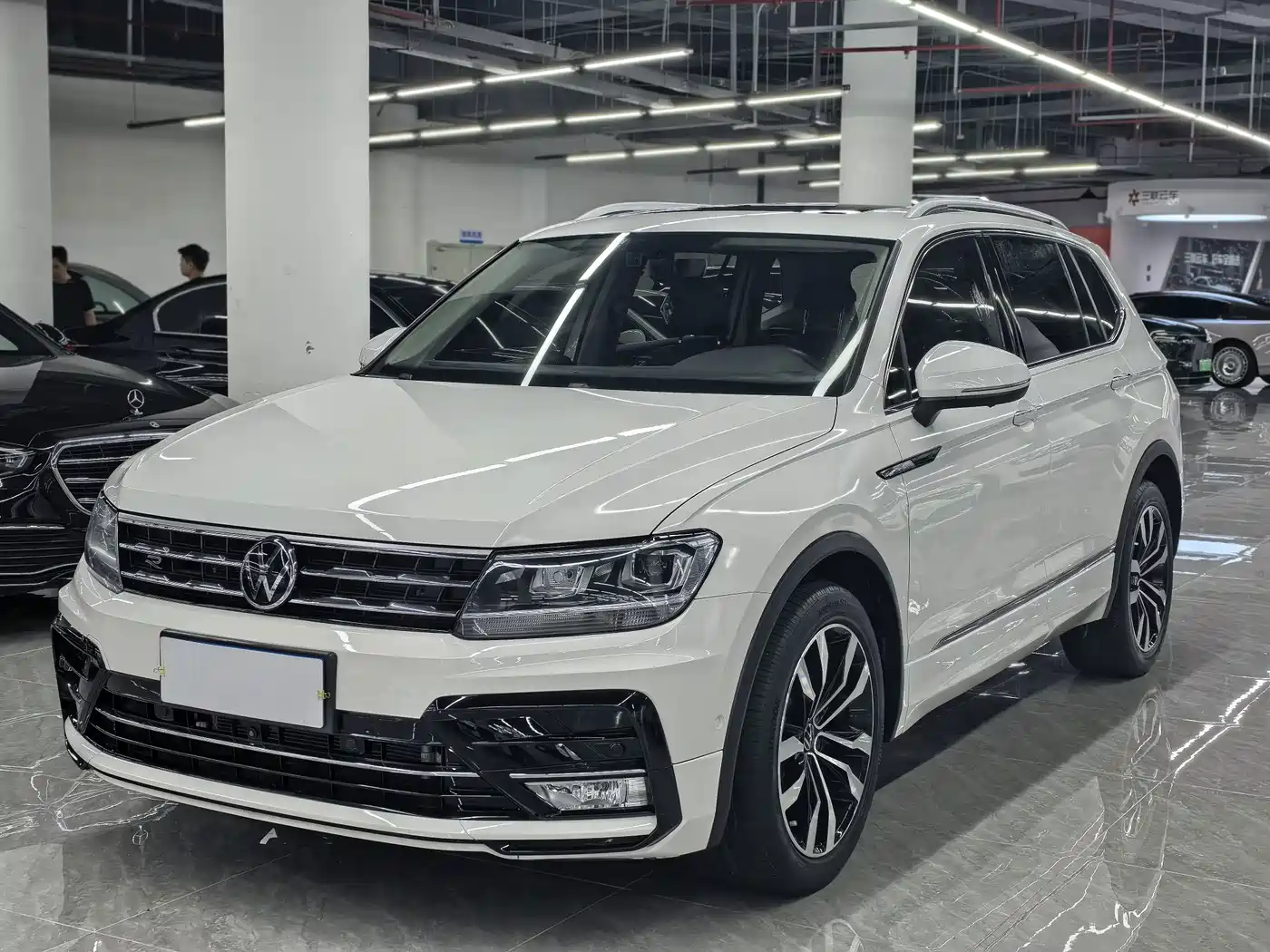途观L 2021款 330TSI 自动两驱R-Line越享版 2021
