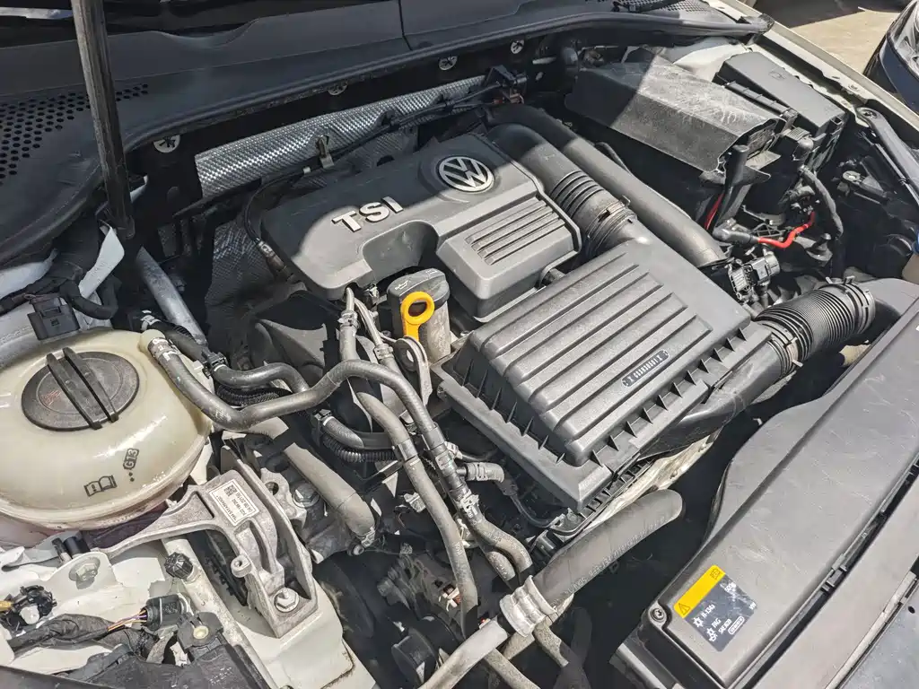 Volkswagen Golf — миниатюра 12