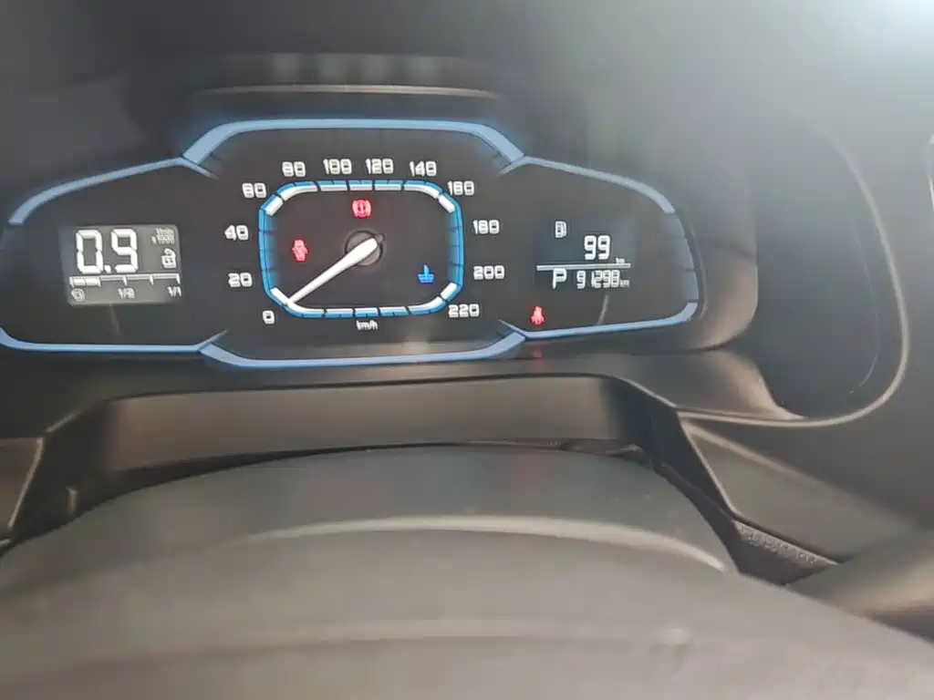 Roewe 360 — миниатюра 12