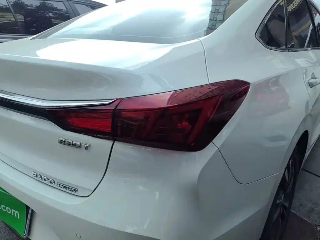 Changan Eado — миниатюра 8