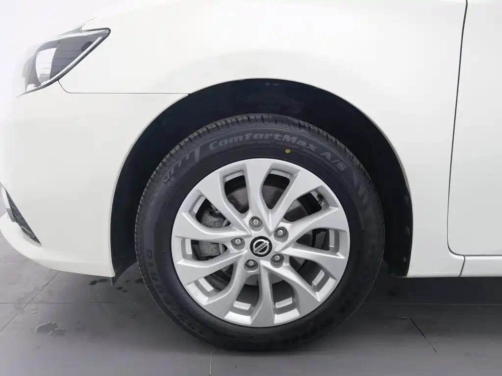 Nissan Sylphy — миниатюра 17