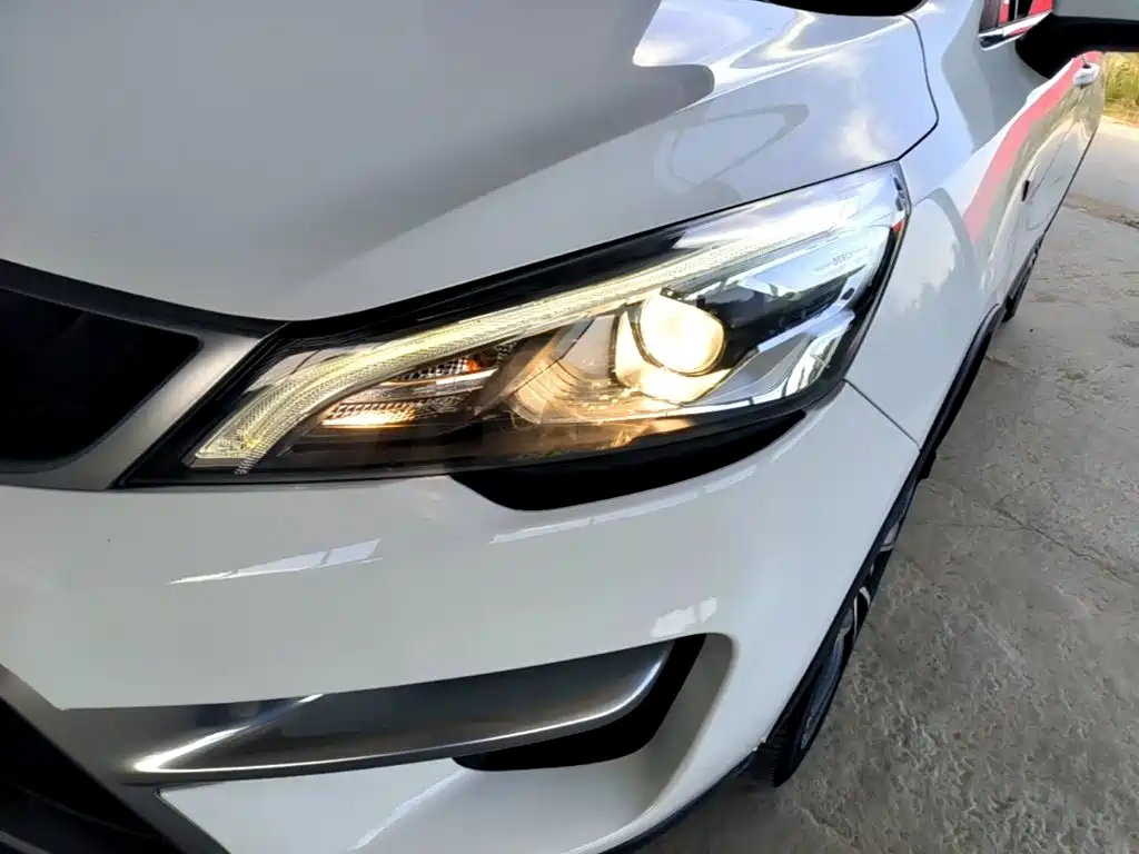 Geely Emgrand GS — миниатюра 24