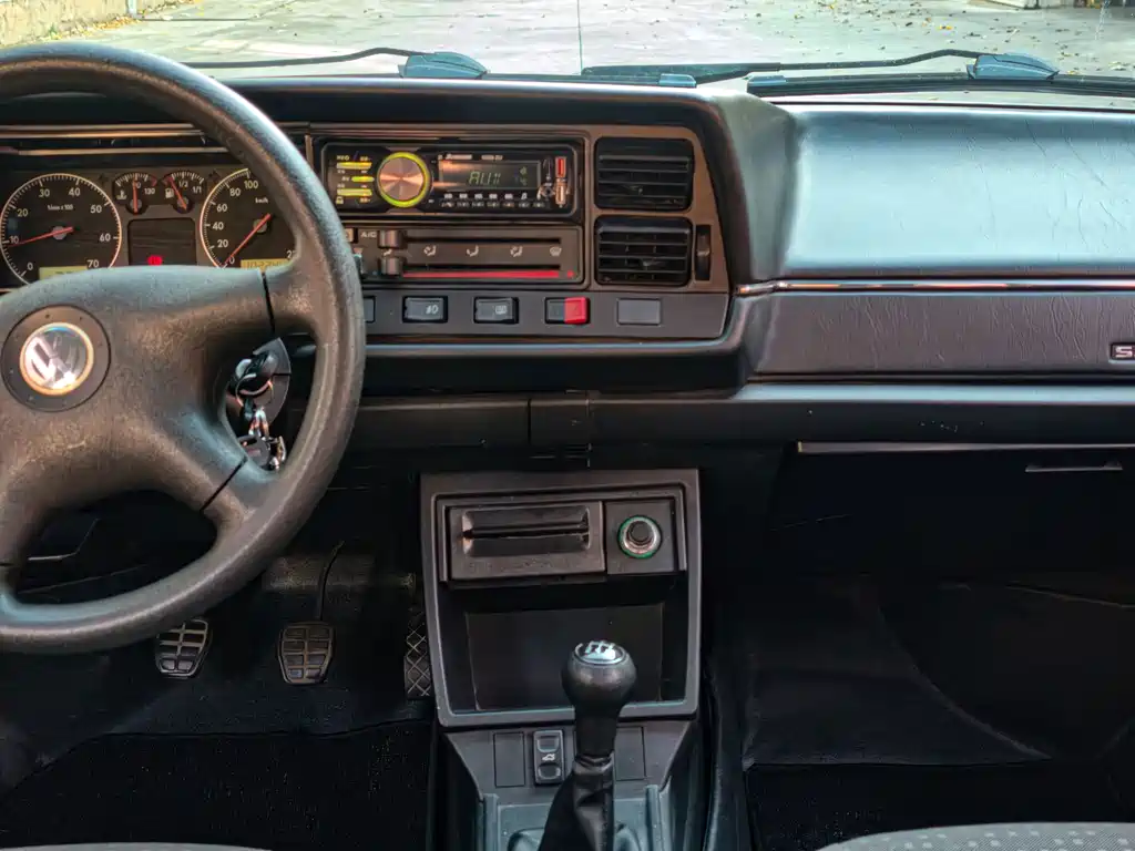 Volkswagen Santana Classic — миниатюра 11