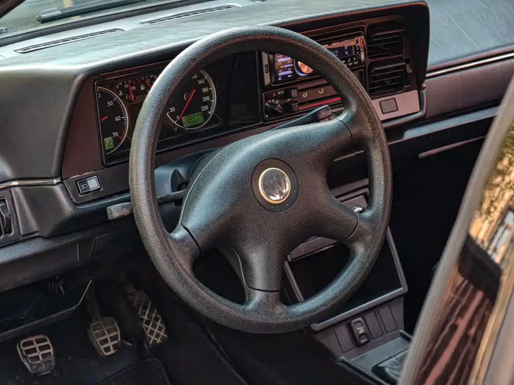 Volkswagen Santana Classic — миниатюра 14