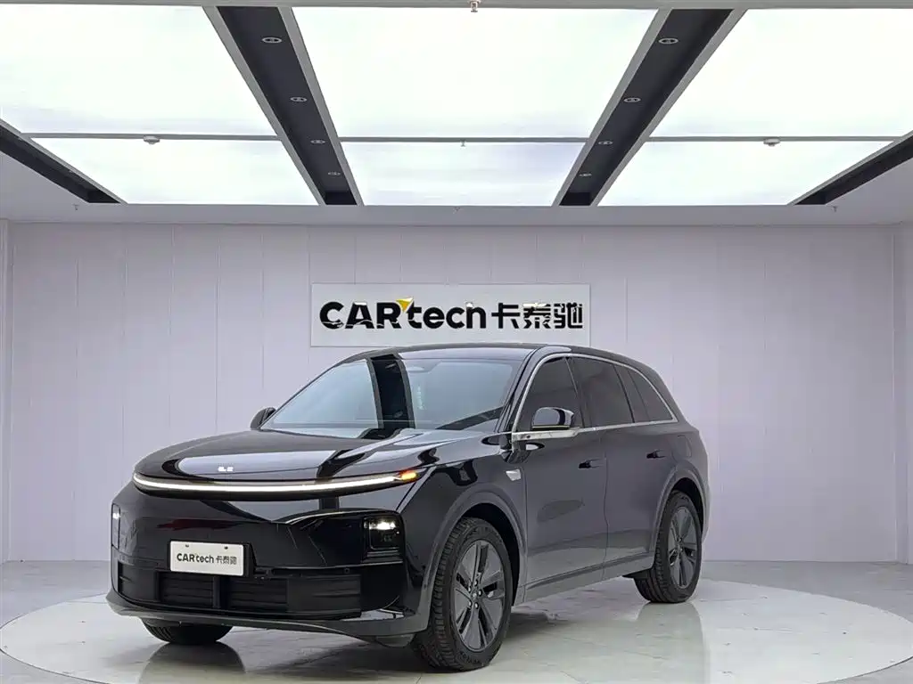 Li Auto Li L6 2025