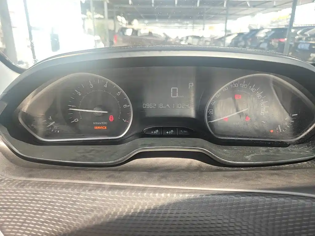 Peugeot 2008 — миниатюра 12
