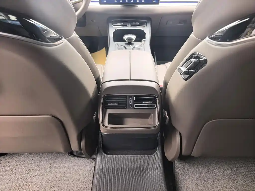 BYD Han — миниатюра 14