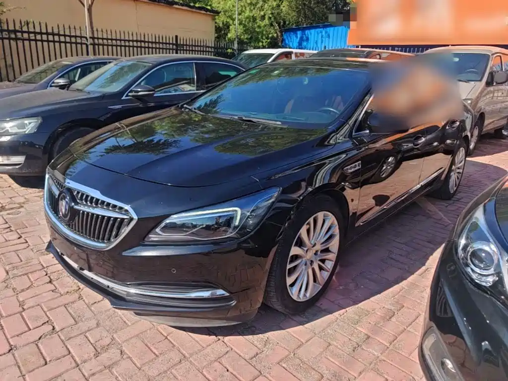 Buick LaCrosse — миниатюра 2