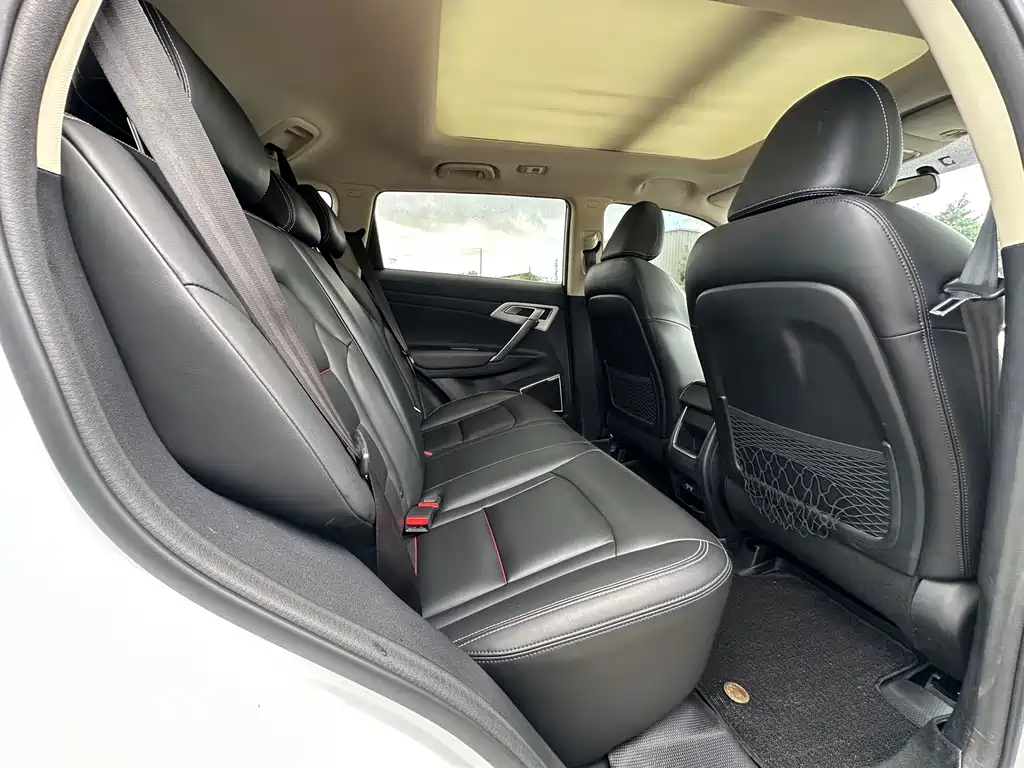 Geely Boyue — миниатюра 8