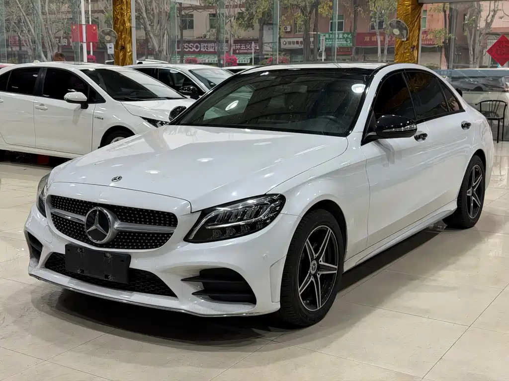 Mercedes-Benz C-Class 2020