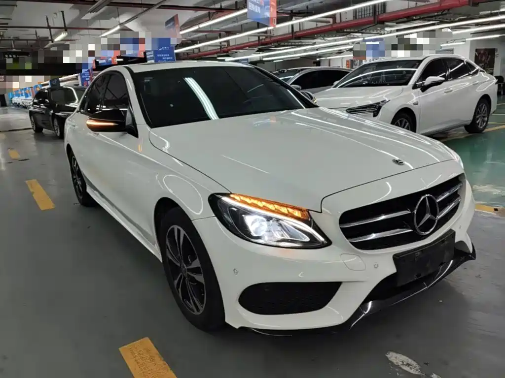 Mercedes-Benz C-Class — миниатюра 4