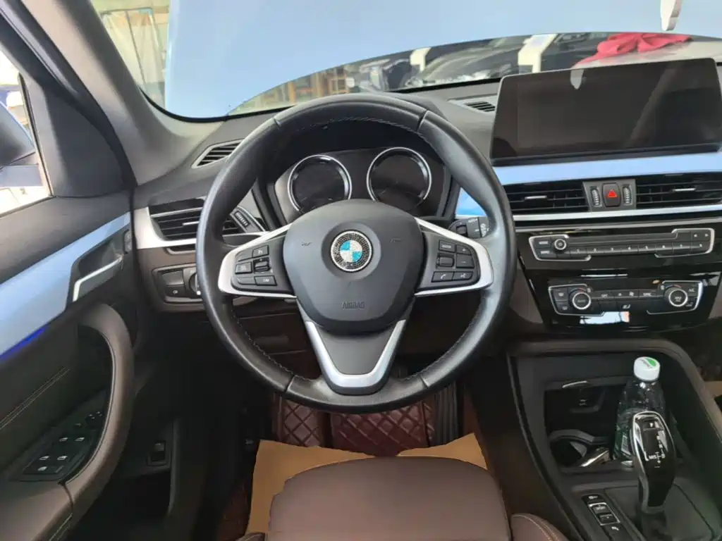 BMW X1 — миниатюра 11