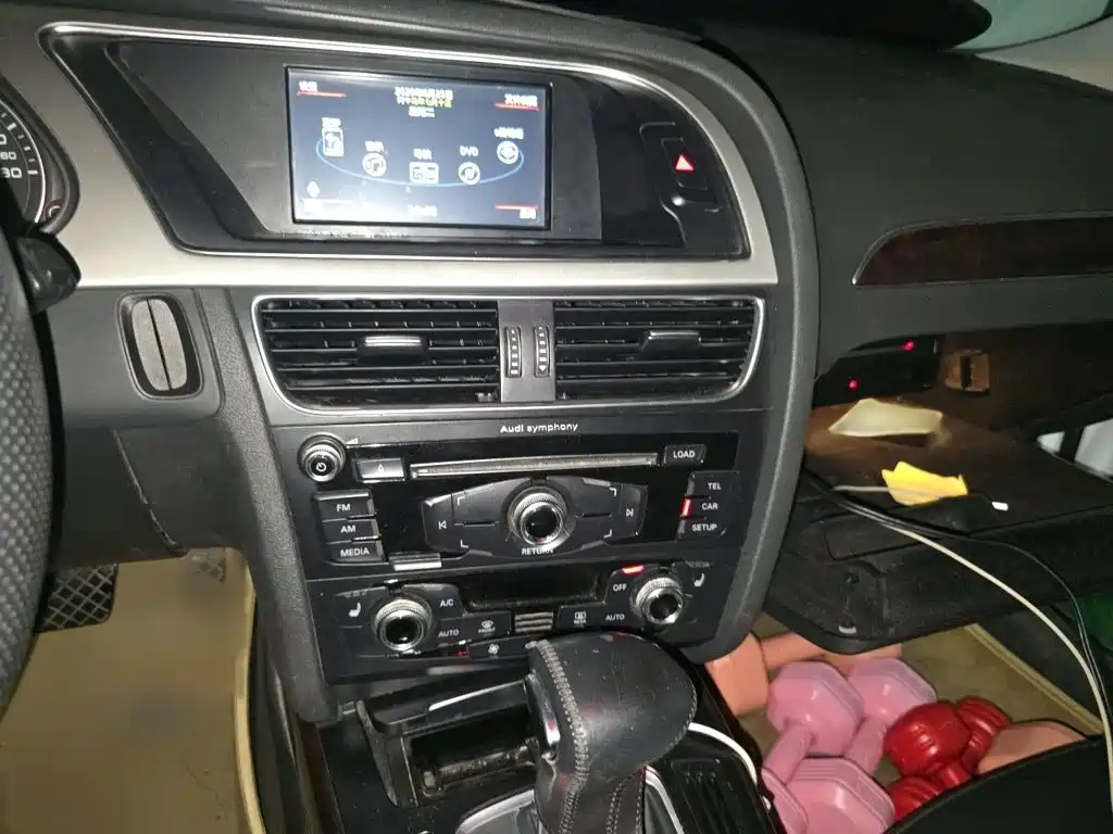 Audi A4L — миниатюра 8
