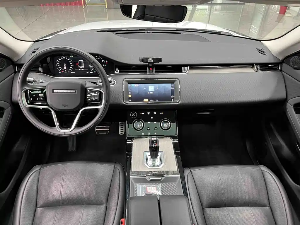 Land Rover Range Rover Evoque 2021 — фото 7