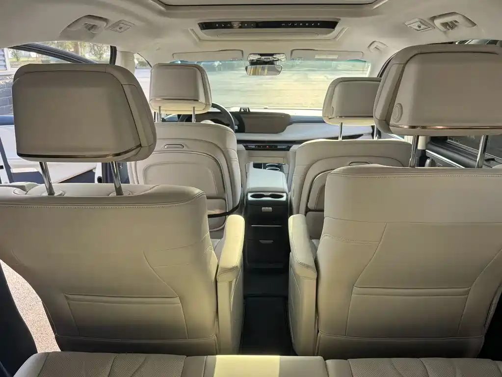 BUICK GL8 NEW ENERGY