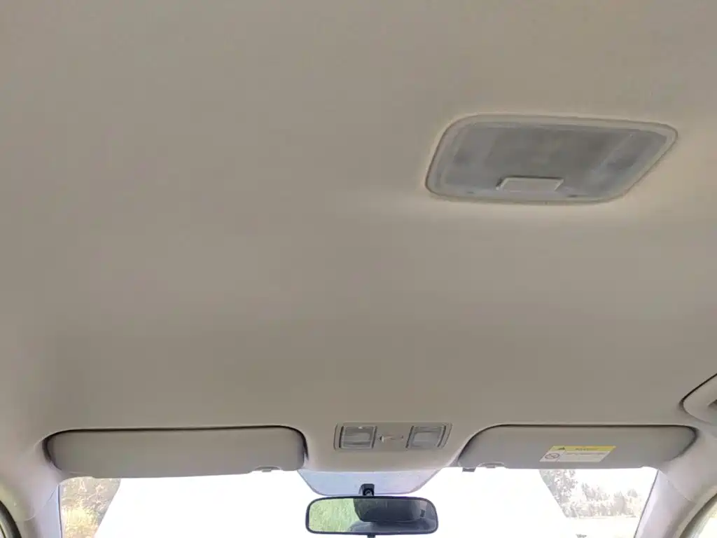 Hyundai Elantra — миниатюра 18