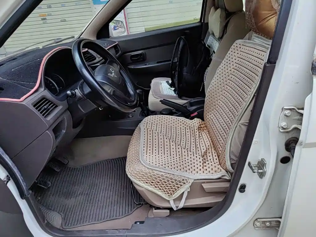 Wuling Hongguang — миниатюра 15