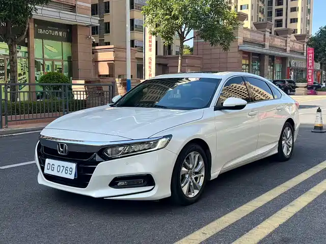 HONDA ACCORD 2019