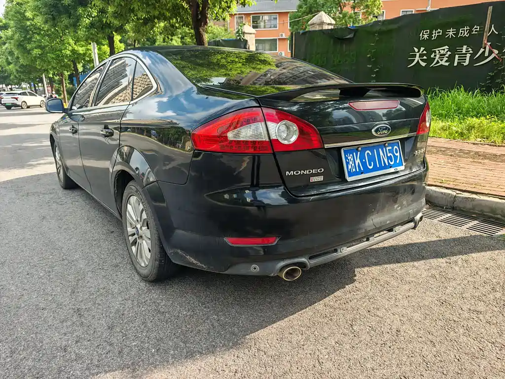 Ford Mondeo Zhisheng — миниатюра 9