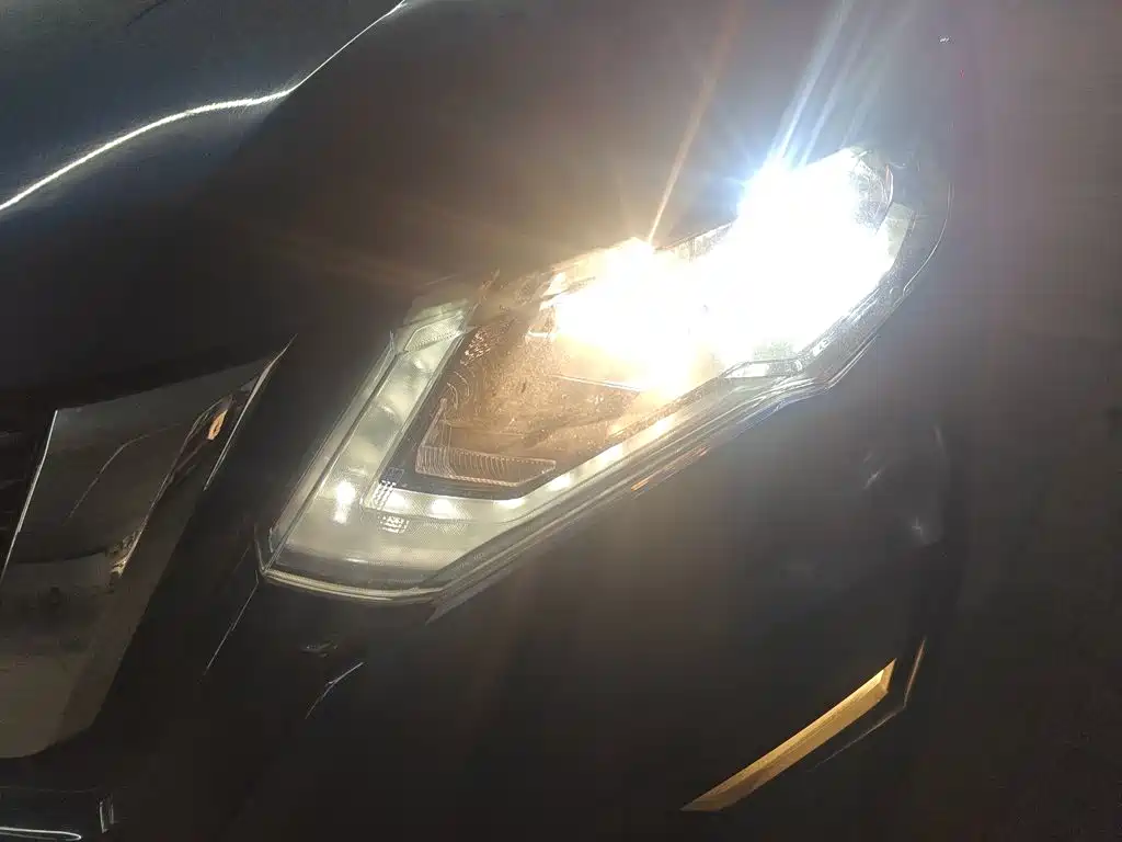 Nissan X-Trail — миниатюра 18