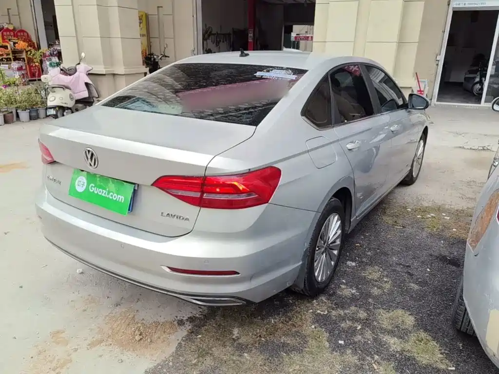 Volkswagen Lavida — миниатюра 7