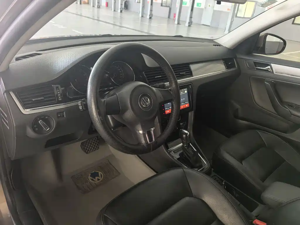 Volkswagen Bora — миниатюра 5