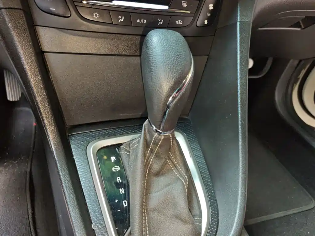 Buick Excelle — миниатюра 15