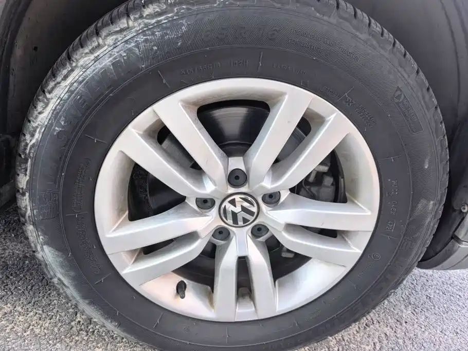 Volkswagen Tiguan — миниатюра 6