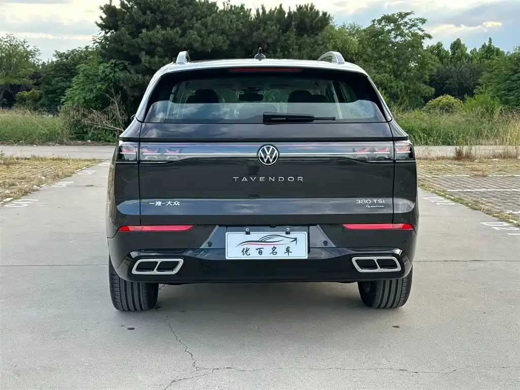 Volkswagen Tavendor 2024 380TSI R-Line