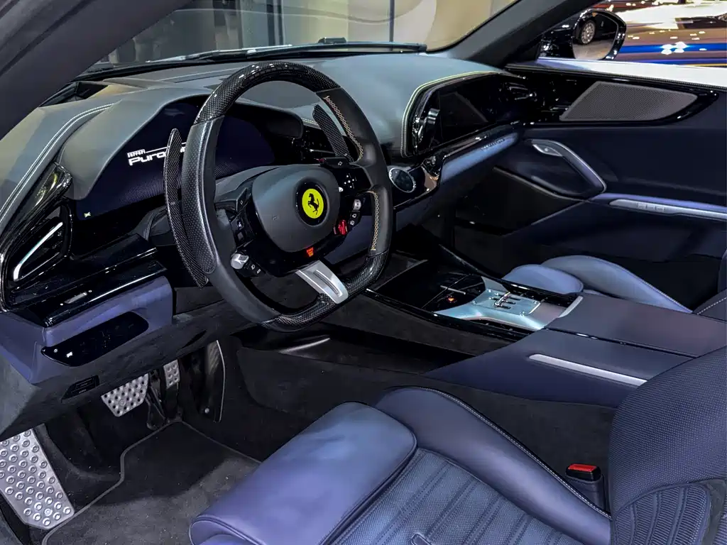 Ferrari Purosangue 2023 6.5L V12