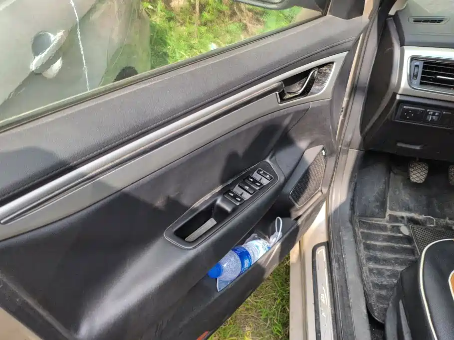 Geely Emgrand GL — миниатюра 7