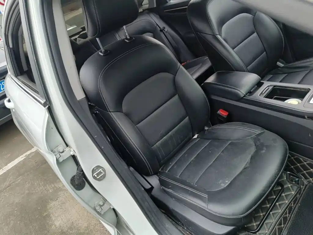 Geely Emgrand GL — миниатюра 25