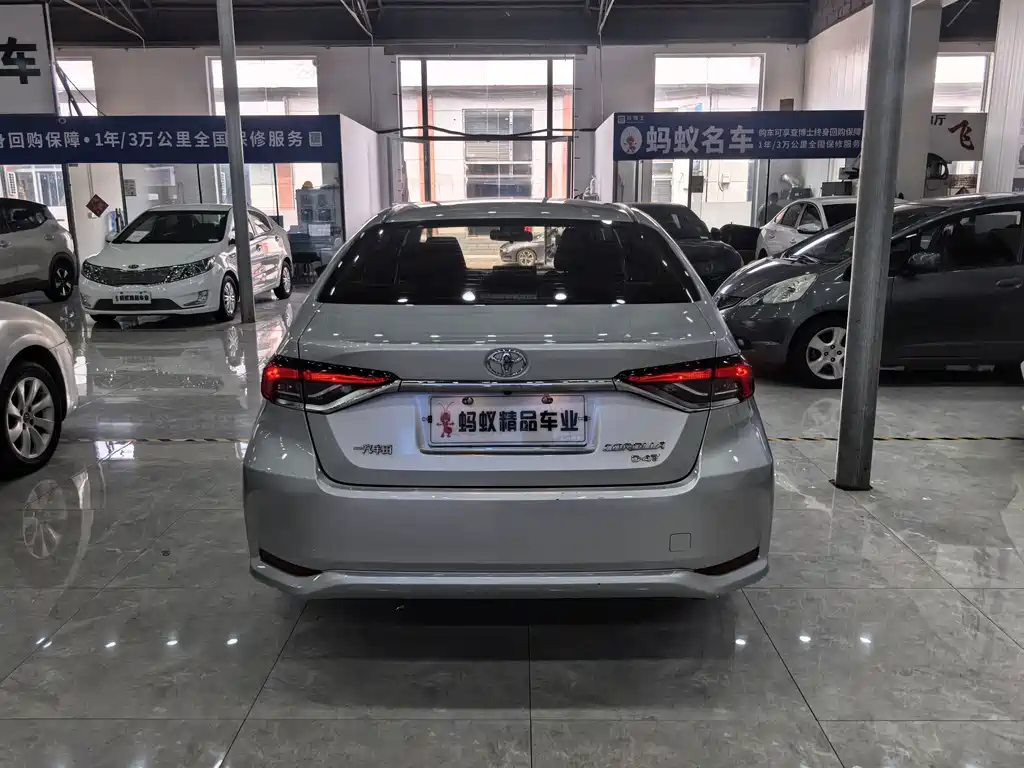 Toyota Corolla — миниатюра 4