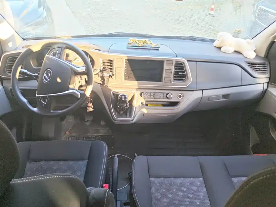 MAXUS V80 — миниатюра 12