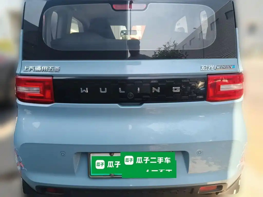 Wuling MINIEV — миниатюра 4