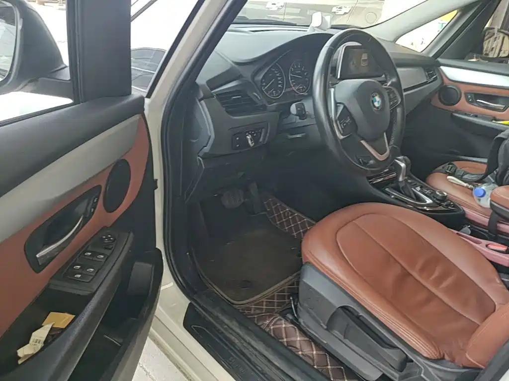 BMW 2 Series Gran Tourer — миниатюра 15